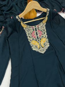 Conjunto de Kurta y Pantalón de Seda Vichitra Premium con Bordado y Dupatta de Seda Vichitra, Listo para Usar, Kurti de 48 Pulgadas de Largo, Venta al por Mayor, India - Product Image 5