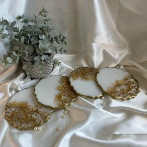 Sous-verres en résine avec paillettes dorées, forme florale festonnée, protège-tables pour tasses à café, thé, mugs, maison et bureau - Product Image 2