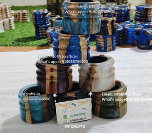 Quemador artesanal Bakhoor Incensario árabe de madera y resina para uso espiritual - Product Image 5