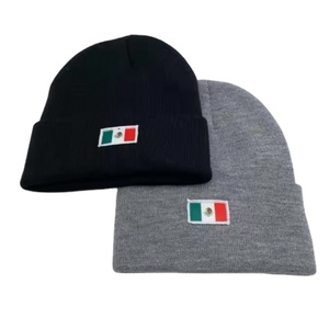 High Quality Unisex Winter Warm Beanie <b>Hat</b> Custom Logo Acrylic Knitted Woven Patch for Men at Beach - Product Image 4