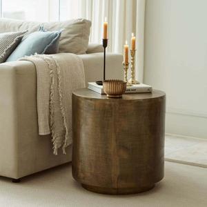 Table d'appoint en aluminium de haute qualité, mobilier de qualité supérieure, accent métallique, table ottoman pour hôtel, maison, salon, laiton - Product Image 1