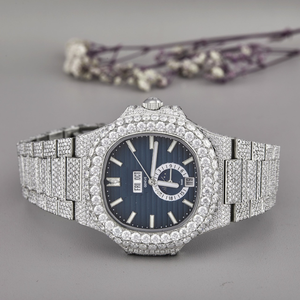 Reloj de Lujo para Hombre de Acero Inoxidable con Diamantes, Caja Redonda, Movimiento de Cuarzo Analógico, Cierre Desplegable, Esfera Azul de 42 mm - Product Image 3