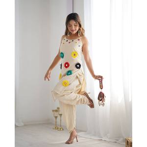 Ensemble haut et bas en mousseline de soie fantaisie avec travail Khatli miroir, taille XS, sans manches - Product Image 5