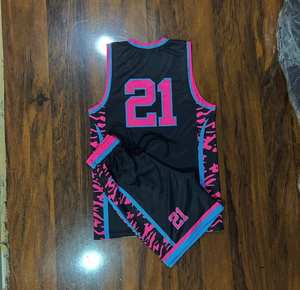 Ensembles de vêtements de basket-ball professionnels unisexes 2024, haute qualité, polyester léger, logo personnalisé imprimé, respirant, tailles XS à Plus - Product Image 3