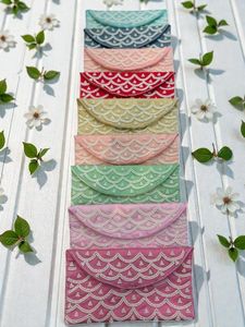 Set de Bolsos de Mano Tipo Sobre Bordados a Mano, Bolsitas de Regalo para Boda en Tonos Pastel, Carteras de Diseño Estilo Potli, Sobres Étnicos con Cuentas para Regalo - Product Image 1