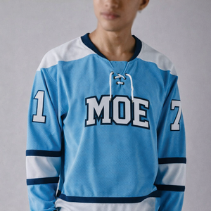 Camiseta de Fútbol Americano Personalizada de Lujo 2026, Sublimación, Cuello en V, Logotipo Personalizado, Malla de 240 g/m², para Hombre, EE. UU. - Product Image 4