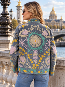 Chaqueta de terciopelo gris bordada a mano india para mujer, abrigo bohemio floral Suzani de invierno - Product Image 2