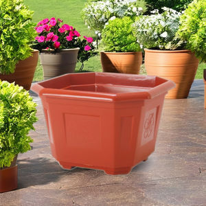 Pot de plante en plastique PE léger et écologique Gardens Octa |   Pot de fleurs moderne pour l'intérieur et l'extérieur, pour la maison, le jardin, le balcon et la terrasse - Product Image 2