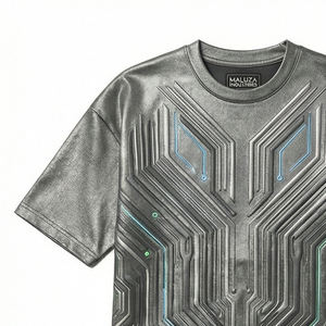 T-shirt de luxe décontracté surdimensionné pour homme, style urbain métallisé, mode streetwear, Europe USA MALUZA INDUSTRIES - Product Image 2