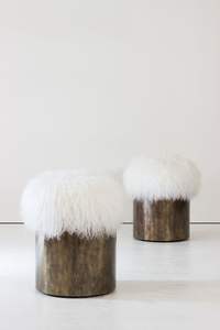 Taburete de Aluminio Esmaltado de Alta Calidad en Venta, Muebles de Primera Calidad, Taburete Metálico con Acabado Dorado, Otomanas de Latón - Product Image 2