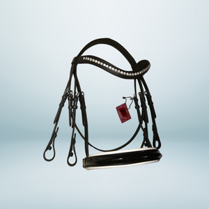 Halters de bride en cuir verni brillant de qualité supérieure avec rembourrage blanc Accessoire équestre de qualité supérieure - Product Image 1