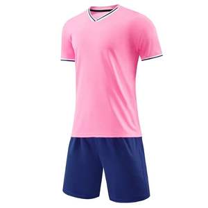 Maillots de football et vêtements de sport personnalisés pour hommes à col en V avec impression par sublimation, tissu à séchage rapide et écologique - Vente en gros directe usine - Product Image 2