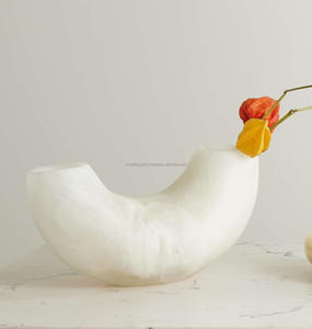 Jarrón moderno para decoración del hogar, florero lineal de resina de alta calidad de doble tubo para suelo en color blanco para mesa de rfcrafts - Product Image 2