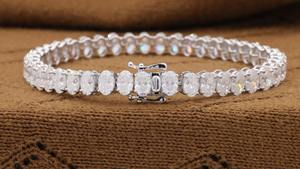 Excelente Brazalete Ovalado de Plata de Ley 925 con Diamantes Incrustados y Moissanita Hecha a Mano para Mujer, Ideal para Regalo de Boda o Fiesta - Product Image 4