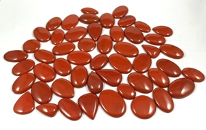 Piedras Preciosas Sueltas de Jaspe Rojo Natural de Alta Calidad, 3 Piezas, Cabujones Lisos en Forma Ovalada y de Pera, Venta al Por Mayor - Product Image 1