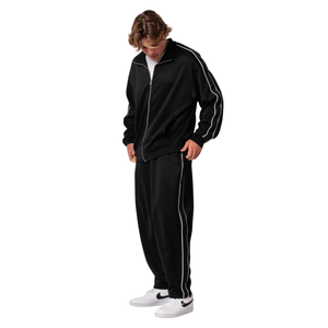 Pantalon de survêtement streetwear personnalisé pour homme, coupe ample à jambe large, avec passepoil latéral, taille à cordon de serrage et ourlet ouvert, Fournisseur d'usine de vêtements OEM - Product Image 1