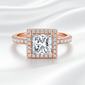 Anillo de Compromiso de Moissanita de 1 Quilate con Corte Princesa, Diseño Halo de Estilo Vintage de Moda, Engaste Pavé, Plata de Ley S925, Anillo de Boda - Product Image 4