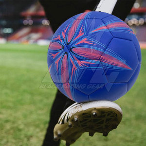 Balón de Fútbol Cosido a Mano de Estilo Único y Profesional, Color Sólido, Disponible en Stock - Product Image 3