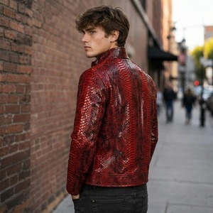 Chaqueta de Cuero de Pitón para Hombre, Chaqueta de Motero Hecha a Mano con Piel de Serpiente, Estilo Moto en Cuero Vacuno Rojo, Ropa de Abrigo para Otoño y Navidad - Product Image 4