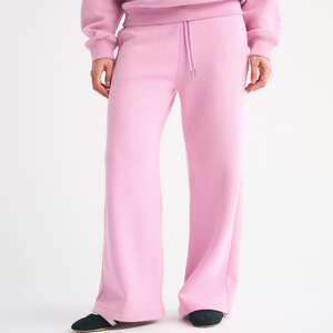 Pantalon de survêtement polaire streetwear d'hiver pour femme, coupe ample et oversize, jambe large avec fentes latérales, vente en gros - Product Image 1