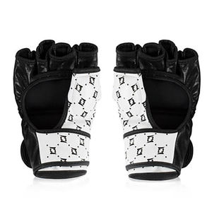 Gants de MMA Fairtex personnalisés en cuir véritable à demi-doigts, unisexes, sur mesure, de haute qualité, imprimés, pour le sparring et le grappling - Product Image 5