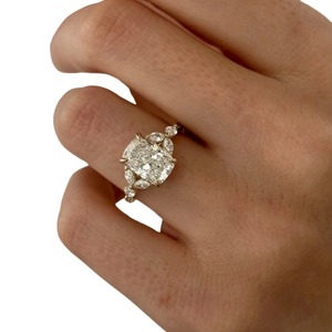 Luxury 3 Carat Elongated <b>Cushion</b> Cut Lab Grown Diamond Nature Inspired <b>Leaf</b> Engagement Ring in 14K 18K Gold or Platinum - Product Image 4