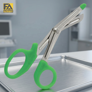 Ciseaux chirurgicaux à manche vert en acier inoxydable, instrument médical manuel pour utilisation en chirurgie - Product Image 3