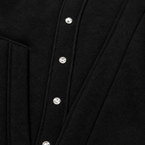 Conjuntos de sudaderas con cremallera para hombre, estilo casual urbano, con detalles personalizados de remaches y pedrería, proveedor mayorista de ropa de algodón polar de primera calidad - Product Image 2