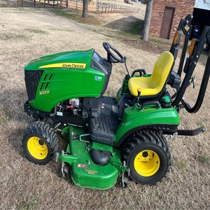Tractor Utilitario Compacto John Deere 4WD con Motor Diésel, Caja de Cambios Automática, Bomba y Rodamientos para Uso Agrícola - Product Image 5
