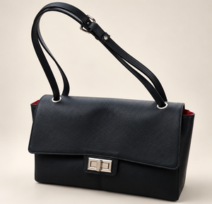 Bolso de Hombro Moderno de Cuero Genuino para Mujer, Color Negro, con Dos Correas y Gran Capacidad, Cierre Clásico de Metal - Product Image 2