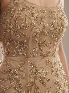 En stock Robe de soirée à sequins sexy sans manches avec fente, Robe de cérémonie, Vente en gros de tenues de soirée pour femmes - Product Image 4