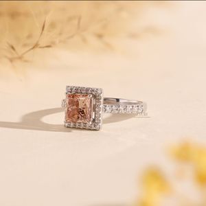 IGI Certified Round Cut <b>Diamond</b> <b>Ring</b> Unique <b>Diamond</b> <b>Ring</b> with Artistic Design White Gold <b>Diamond</b> <b>Ring</b> From Indian Supplier - Product Image 1