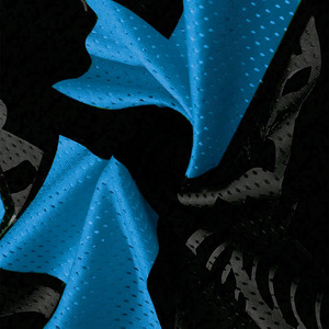 เสื้อฟุตบอลตาข่ายสีดำน้ำเงินพิมพ์ลายผีเสื้อทรงโอเวอร์ไซส์คุณภาพพรีเมียมสั่งทำพิเศษ เสื้อยืดสตรีทแวร์สำหรับทุกเพศทุกวัย ขายส่งแบบ OEM - Product Image 4