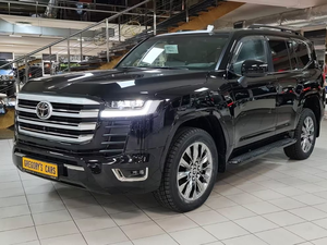 Toyota Land Cruiser LC300 Modelo 2024 |   SUV de Lujo |   Vehículo de 7 Plazas |   4x4 |   Motor Turbo |   Producto Nuevo de Calidad de Exportación - Product Image 5