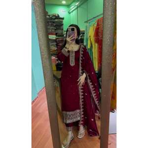 ชุดพื้นล่างสุดสวยและดูกัตตาพร้อมชุดปักลำดับไซส์ XL - Product Image 3