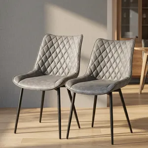 Chaise de salle à manger moderne en velours capitonnée avec dossier touffeté et pieds en métal pour usage domestique - Product Image 2