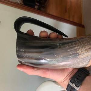 Tasse en corne naturelle de qualité supérieure, faite à la main, prix attractif, gravée loup et viking, en céramique, idéale pour les cadeaux d'affaires - Product Image 6