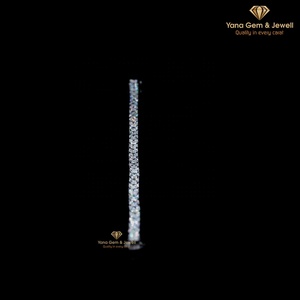 14k <b>Solid</b> <b>Gold</b> Lab Grown CVD Diamond Brilliant Emerald Shape Continuous Tennis Design Bracelet 14 TCW D-E-F Color VVS-VS Clarity - Product Image 4