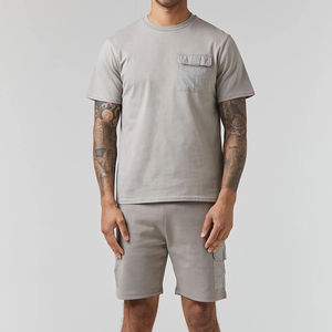 Ensembles de t-shirts décontractés pour hommes de haute qualité, manches courtes, été, sport, coupe ajustée, avec logo personnalisé, 100% coton, fabriqués au Pakistan - Product Image 1
