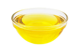 Huile parfumée longue durée à l'amande amère en gros, arôme riche et doux de noix pour savons faits main, savons liquides, bougies et diffuseurs - Product Image 4
