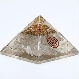 Pyramide en cristal avec bobine de cuivre et incrustations de pierres naturelles pour la décoration de la maison - Product Image 1