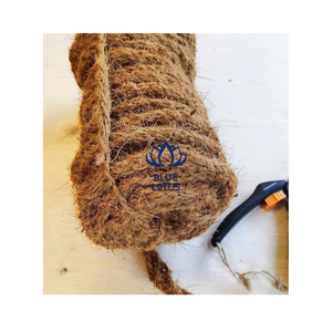 Corde en fibre de coco naturelle du Vietnam, très demandée, pour l'enroulement des arbres, le ligaturage des plantes, l'emballage et le regroupement - Product Image 1