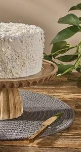 Support à gâteau moderne en bois de manguier naturel, sculpté à la main, cannelé, écologique, avec bord festonné, lavage à la main uniquement, pour hôtel - Product Image 6