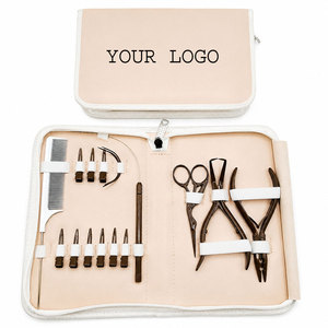 Kit d'outils pour extensions capillaires colorées sur mesure : ciseaux, peigne et pinces en acier inoxydable, tous essentiels pour les extensions capillaires - Product Image 1