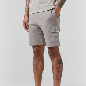 Conjunto deportivo de algodón para hombre, estilo streetwear, con pantalones cortos para correr, chándal de gimnasio y conjunto de 2 piezas de pantalones cortos transpirables con camiseta para hombre. - Product Image 4