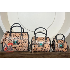 Mini sac à main en cuir véritable Western Floral fait main avec concho turquoise, sac bandoulière vintage style cowgirl pour femme - Product Image 1