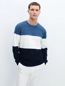 Sudadera de Cuello Redondo en 3 Colores, Sudadera Holgada de Color Sólido, Prenda Informal de Punto de Algodón para Invierno, Ropa Personalizada - Product Image 4