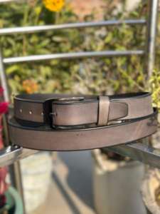 Ceinture décontractée élégante en cuir fait main avec boucle western pour homme, confectionnée avec des matériaux de qualité supérieure - Product Image 3