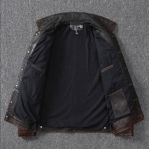 Chaqueta Safari de Invierno para Hombre, Recubierta de Mezclilla, Cuero Genuino, Grosor Estándar, Cuello Alto, Impermeable, con Botones de Cuerno y Diseño Estampado - Product Image 3