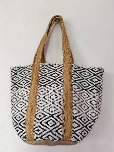 Sacs de plage en jute et coton tressé tendance, grands sacs de shopping avec logo personnalisé, parfaits pour les filles. - Product Image 4